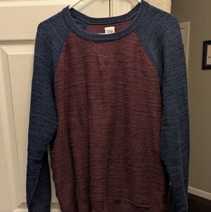 Gap Men’s Raglan Crew Neck Sweater, size Large